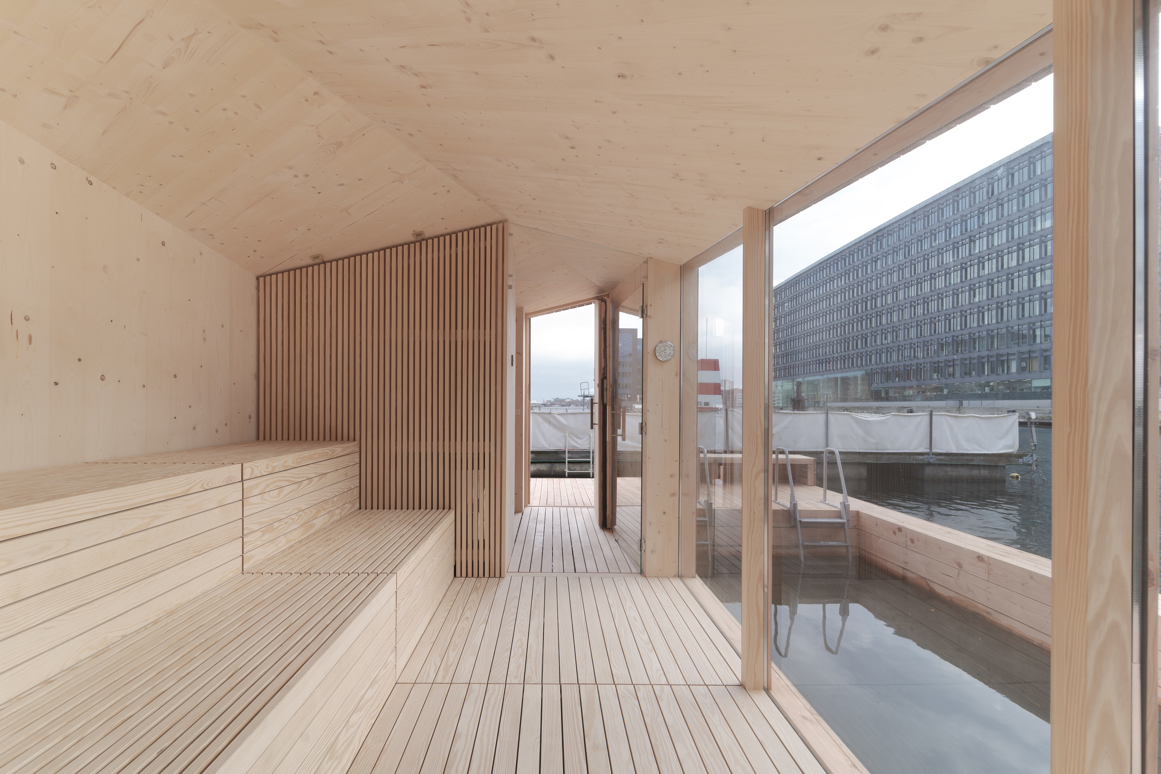 MAST Floating sauna